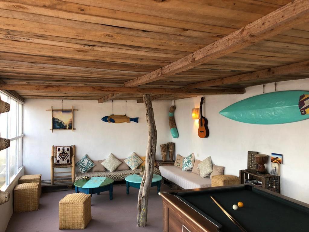 Surf Housemaroc Hostel เอสเซาอิรา ภายนอก รูปภาพ
