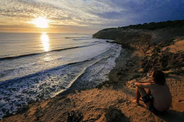 Surf Housemaroc Hostel เอสเซาอิรา ภายนอก รูปภาพ