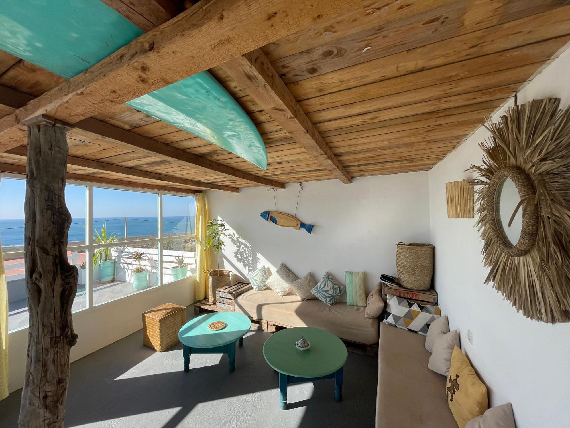Surf Housemaroc Hostel เอสเซาอิรา ภายนอก รูปภาพ