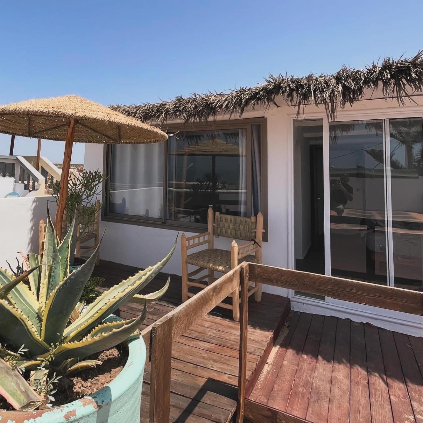 Surf Housemaroc Hostel เอสเซาอิรา ภายนอก รูปภาพ