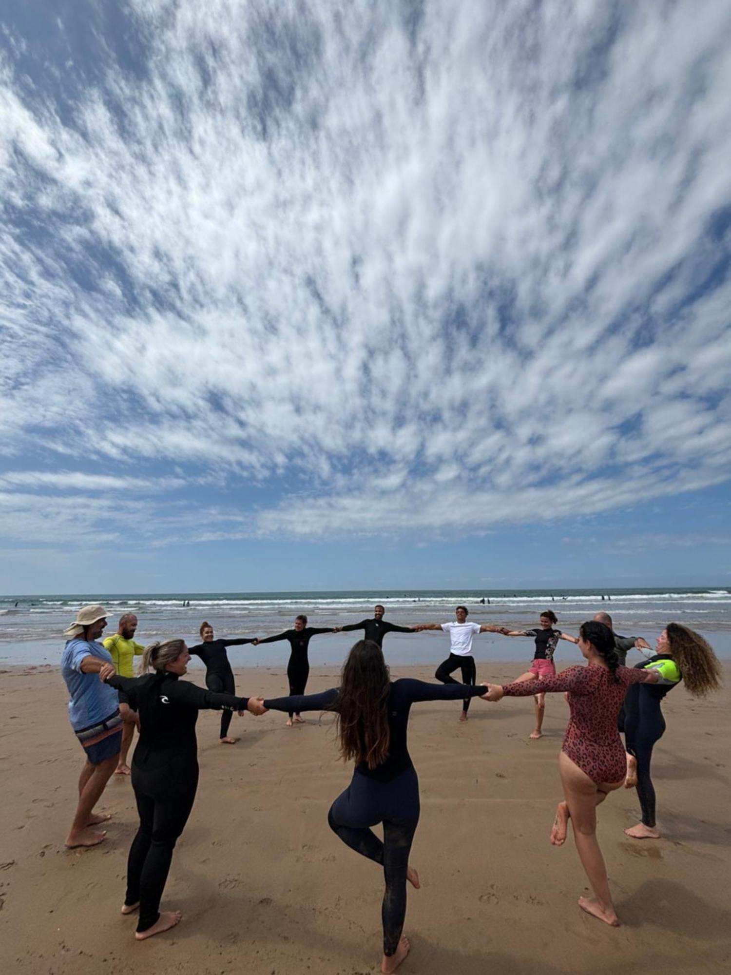 Surf Housemaroc Hostel เอสเซาอิรา ภายนอก รูปภาพ