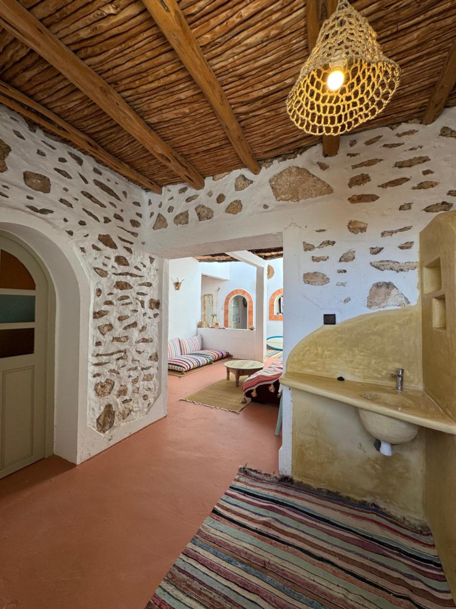Surf Housemaroc Hostel เอสเซาอิรา ภายนอก รูปภาพ